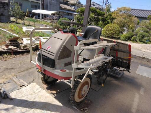 田植え機バイク ホンダ