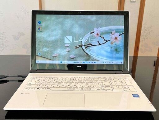 NEC 2017年モデル 2コア SSD ８G 美品です！
