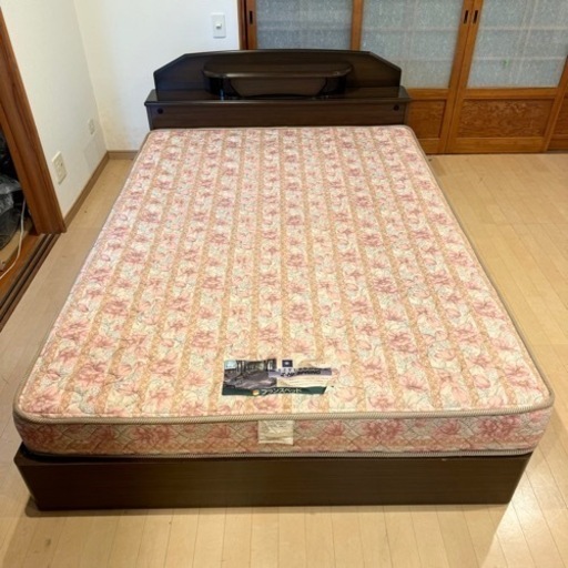 最終値下げ/どなたかお願いします!】家具 ベッド ダブルベッド