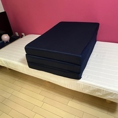 【決定】シングルベッド/脚付マットレス/折りたたみマットレス