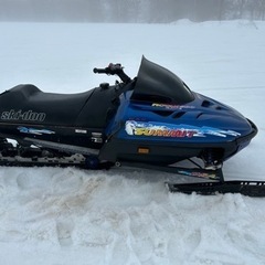 値下げ スノーモービルSki-doo