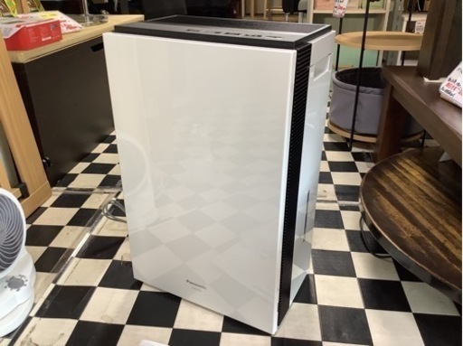 【リサイクルサービス八光】2019年製　パナソニック　空間除菌脱臭機 ジアイーノ ホワイト F-MC1000V-W [適用畳数：8畳]