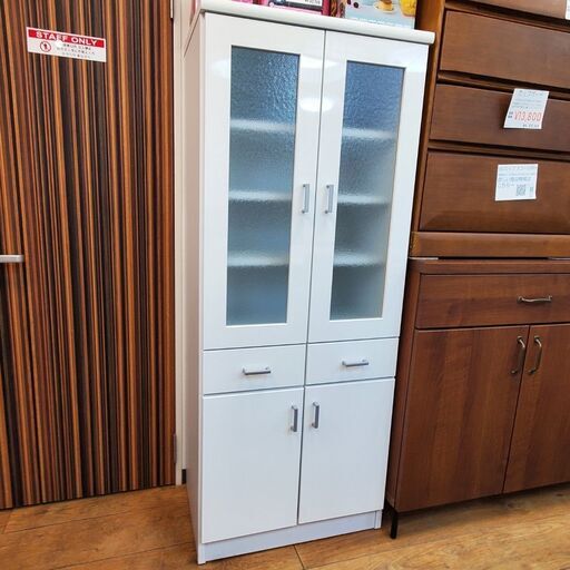 中村敬木工のカップボード　モデル：60カップスコール