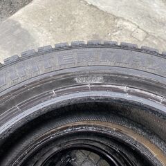 冬タイヤ　215/60R17　管理番号55