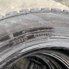 冬タイヤ　215/60R17　管理番号55