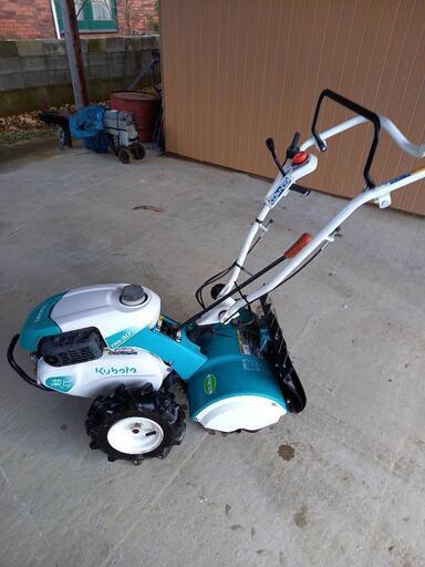 ミニ耕運機　クボタ　新古品