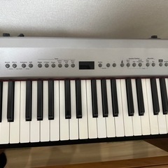 RolandデジタルピアノFP-2　ペダル付き　スタンド付き