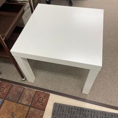 ローテーブル　ホワイト　白　正方形