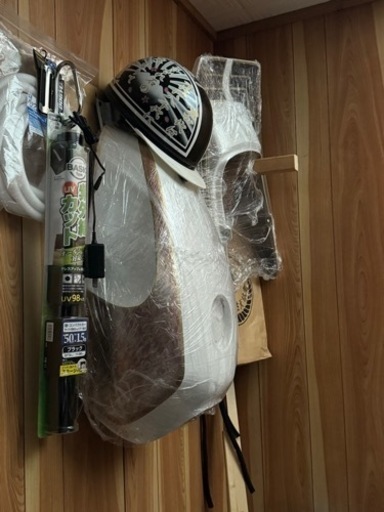 タンク、テール、ヘルメットセット