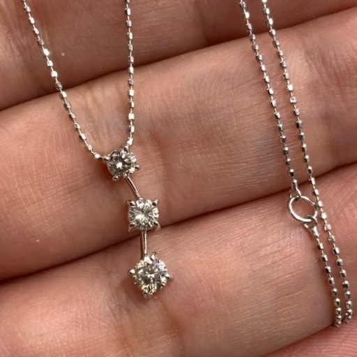 ダイヤモンドネックレス◇K18WG◇0.5◇トリロジー レディース ネックレス ダイヤモンド0.5カラット トリロジー 18金