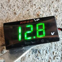 電圧計 外気温計 時計  
