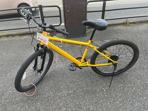 リサイクルショップどりーむ天保山店　No1089　マウンテンバイク　２６インチ　オシャレイエロー　美品　６段ギア付き　ベル付き　早い者勝ち