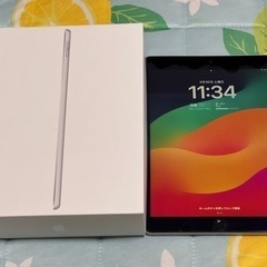 中古美品 iPad 第9世代 10.2インチ 64GB シルバー...