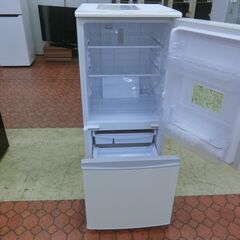 ID 175303　冷蔵庫２ドア　137L　シャープ　２０１８年　SJ-14E5-KW