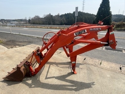 クボタ　グレイタスローダ　TLH435AD バケット付き　フロントローダ