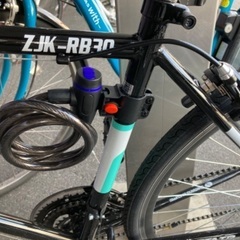 ほぼ新品ロードバイク譲ります