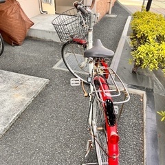 自転車 赤 26インチ 譲渡証明書あり オートライト付き ギア6段階