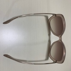 服　ファッション　ジミーチュウサングラス　