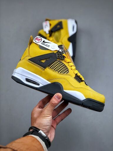 未使用 Air Jordan 4   ジョーダン4　スニーカー