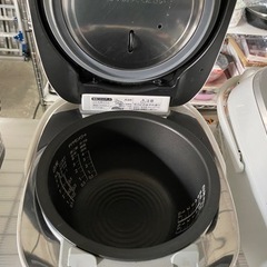 TOSHIBA 真空圧力IH炊飯器　RC-100VXS-W