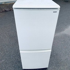 ♦️SHARPノンフロン冷凍冷蔵庫 【2018年製】SJ-D14D-W