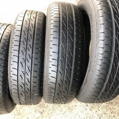 車のパーツ タイヤ175/65R15  取り付け無料