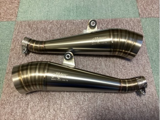 トライアンフボンネビル用スリップオンマフラー