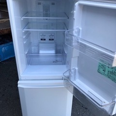 北九州市内配送無料 保証付き 2018年 三菱 【右開き】146L 2ドアノンフロン