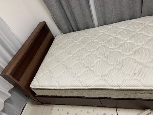 FRANCEBED セミダブル　フレームとマットレス