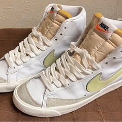 ☆NIKEナイキ☆　BLAZER MID 77 ブレーザー ミッ...