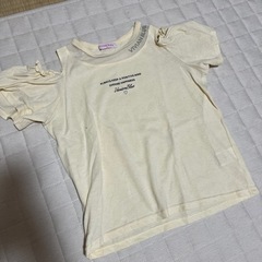 vivian bleu 肩出し半袖Tシャツ 黄 140cm