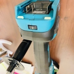 マキタ ディスクグラインダー GA412DZ 本体のみ 新品未使用