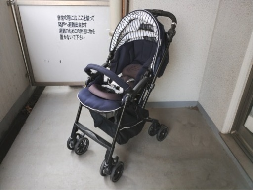 【美品】 コンビ メチャカルハンディオート4キャスcompactエッグショックHG