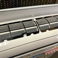 2019年製　美品　アイリスオーヤマ　ルームエアコン　IRA-2203R■6畳程度