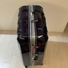 スーツケース（紺色）（4輪）hideo diesigin 52c...