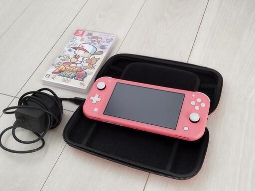 Nintendo Switch Light コーラル 収納ケース，充電器，ソフト1本付