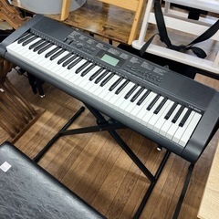 【音出しOK】電子キーボード　ピアノ　鍵盤楽器　CASIO 脚付...