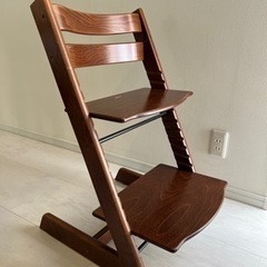 ストッケ　トリップトラップ　STOKKE TRIPP TRAPP