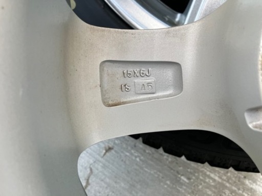 c26セレナ スタッドレス ブリザック VRX2 アルミホイール付 4本セット