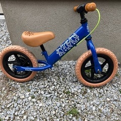 お話中⭐︎キースヘリング　キックバイク　おもちゃ 幼児用自転車