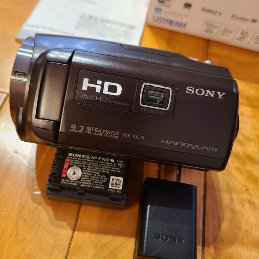 SONY プロジェクター付ビデオカメラ HDR-PJ670 SONY HDR-PJ670