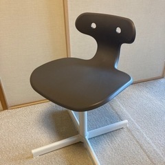 IKEAのMOLTE 椅子