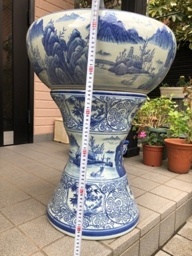 砥部焼睡蓮鉢