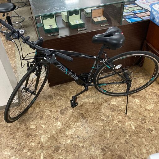NEXTYLE(ネクスタイル) クロスバイク 自転車 700C 21段変速 フレームサイズ430mm テーパードヘッドチューブ インテグレーテッド式ヘッド NX-CR001 ブラック ホワイト