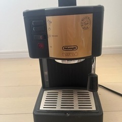 デロンギ　コーヒーマシン