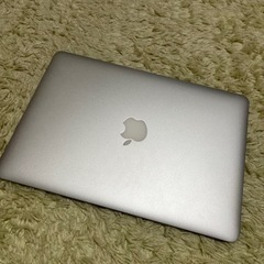 MacBook Air 13-inch、Early 2015