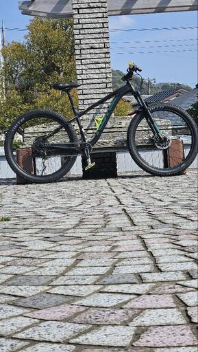 マウンテンバイク KONA
