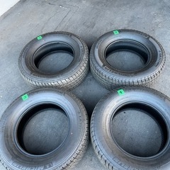 265/65R17（27週2023年製）ほぼ新品 価格交渉OKです　ランドクルーザープラド150純正夏タイヤ新車外し４本セット（ 10月14日納車） 