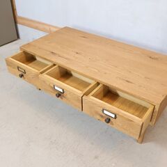 CRASH GATE(クラッシュゲート)のAURO(アウロ)コーヒーテーブル。節を