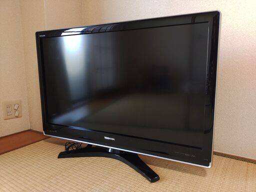 東芝 REGZA　37インチフルHDハイビジョン液晶テレビ「37Z7000」地上/BS/110度CSデジタルチューナーｘ2基搭載/レグザリンク対応/HDMI入力対応/USB接続およびLAN接続/外付けハードディスク録画対応/リモコン付属